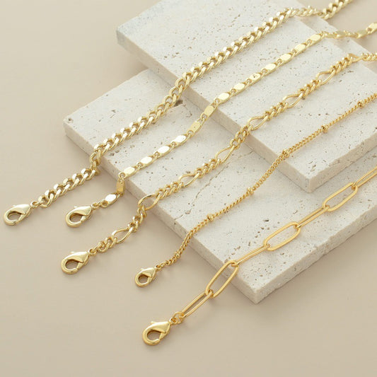 Clavicle Gold 5 Piece Bracelet Set