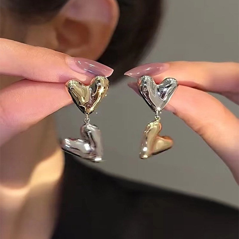 High-grade Retro Heart Earrings