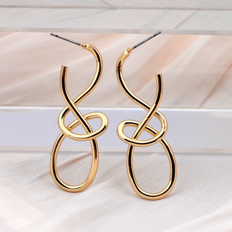 High-grade Retro Heart Earrings