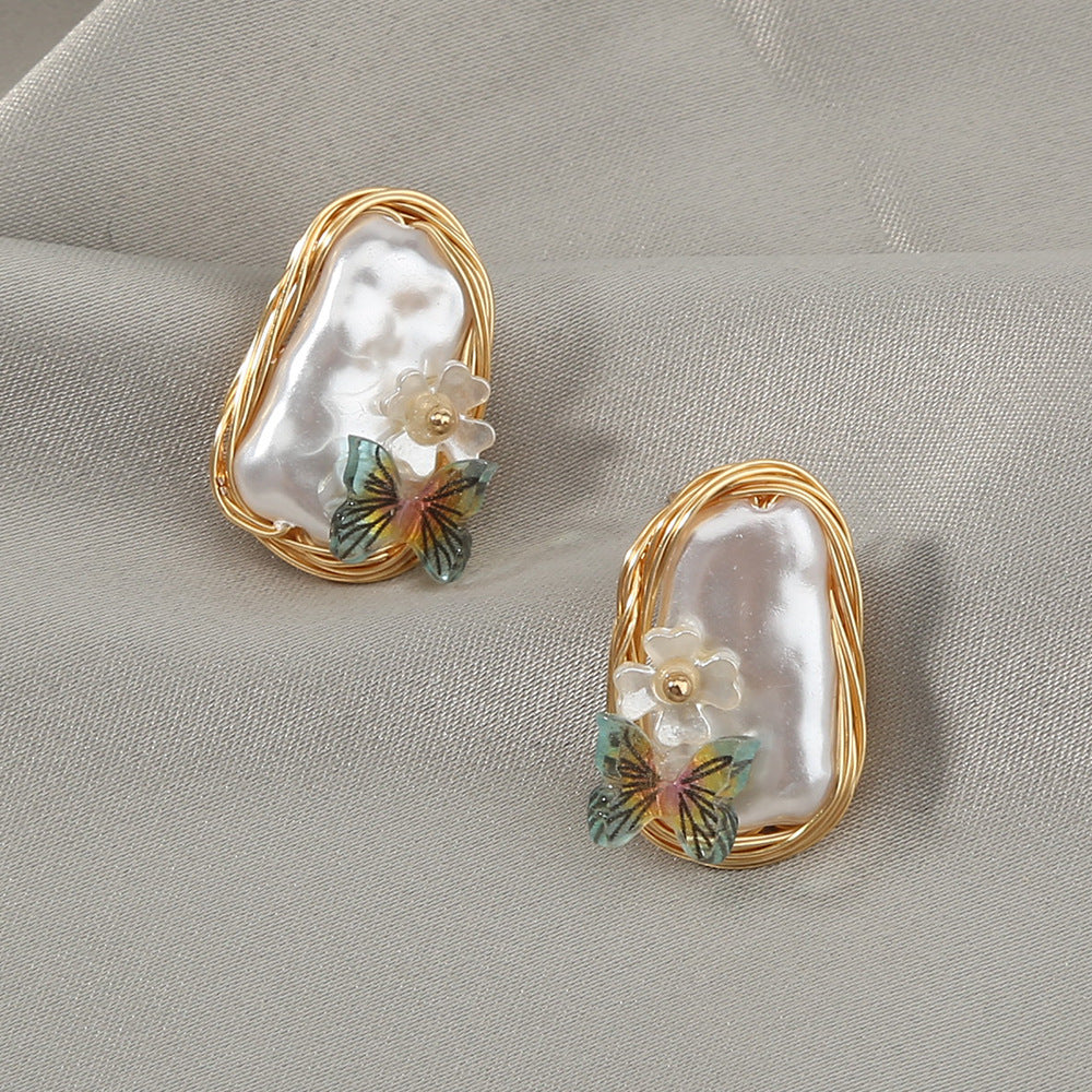 Retro Exquisite Earrings