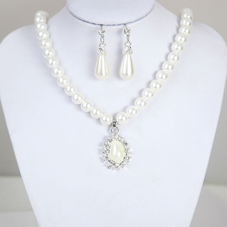 Pearl Necklace Set